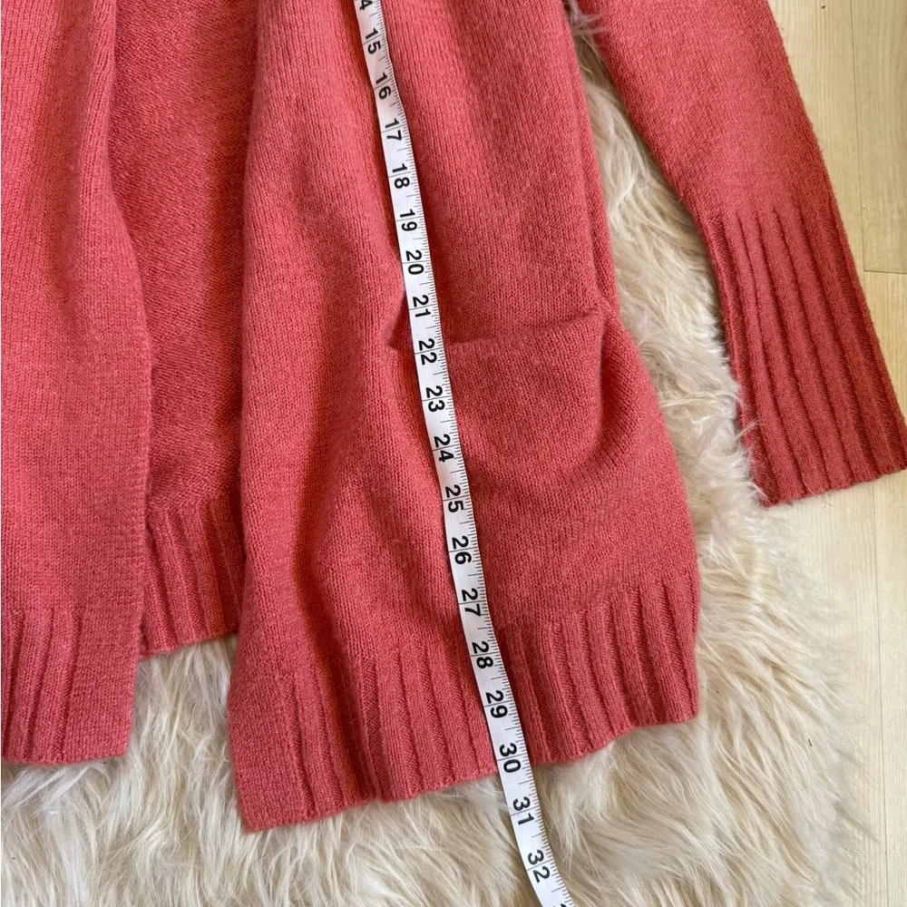 Caslon chic coral